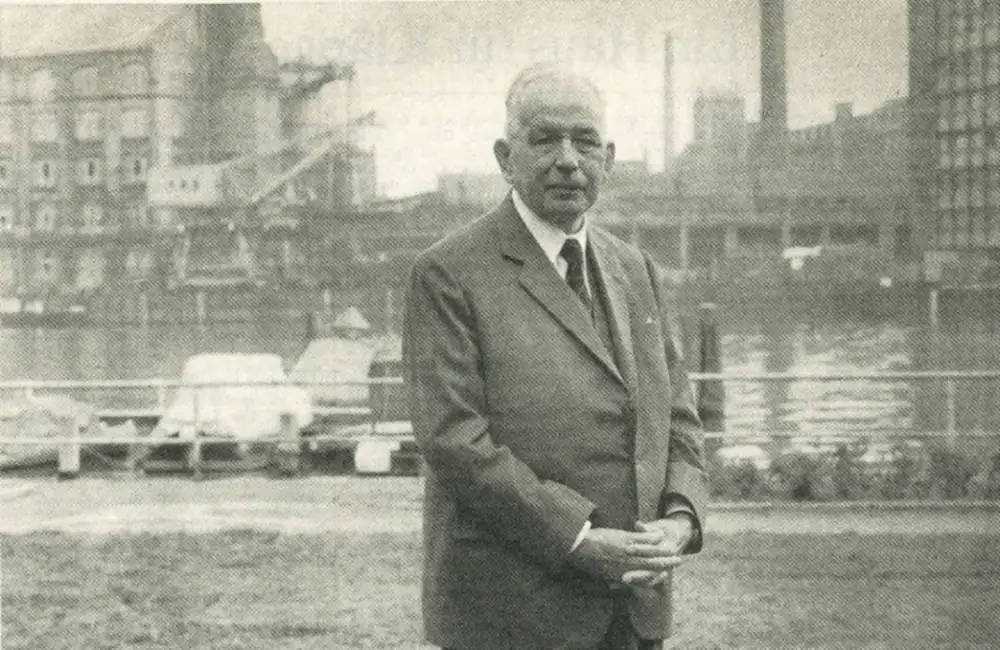 Kabelpapst, Pionier und Generaldirektor