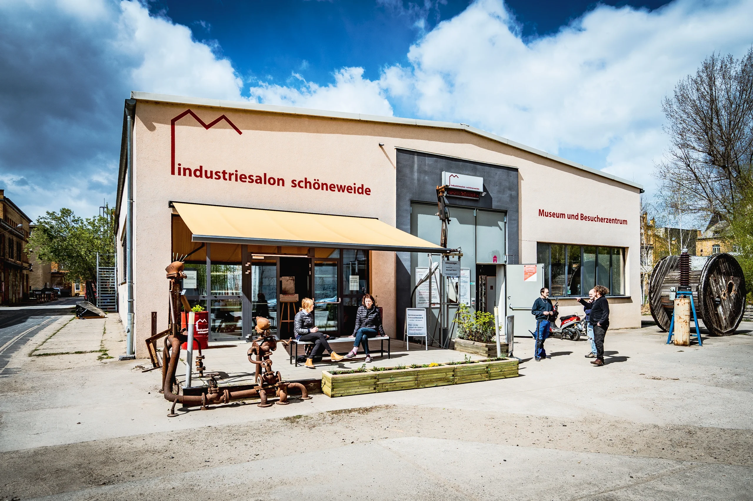 Außenansicht des Industriesalon Schöneweide